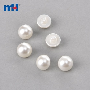 24L Plastic Pearl Button